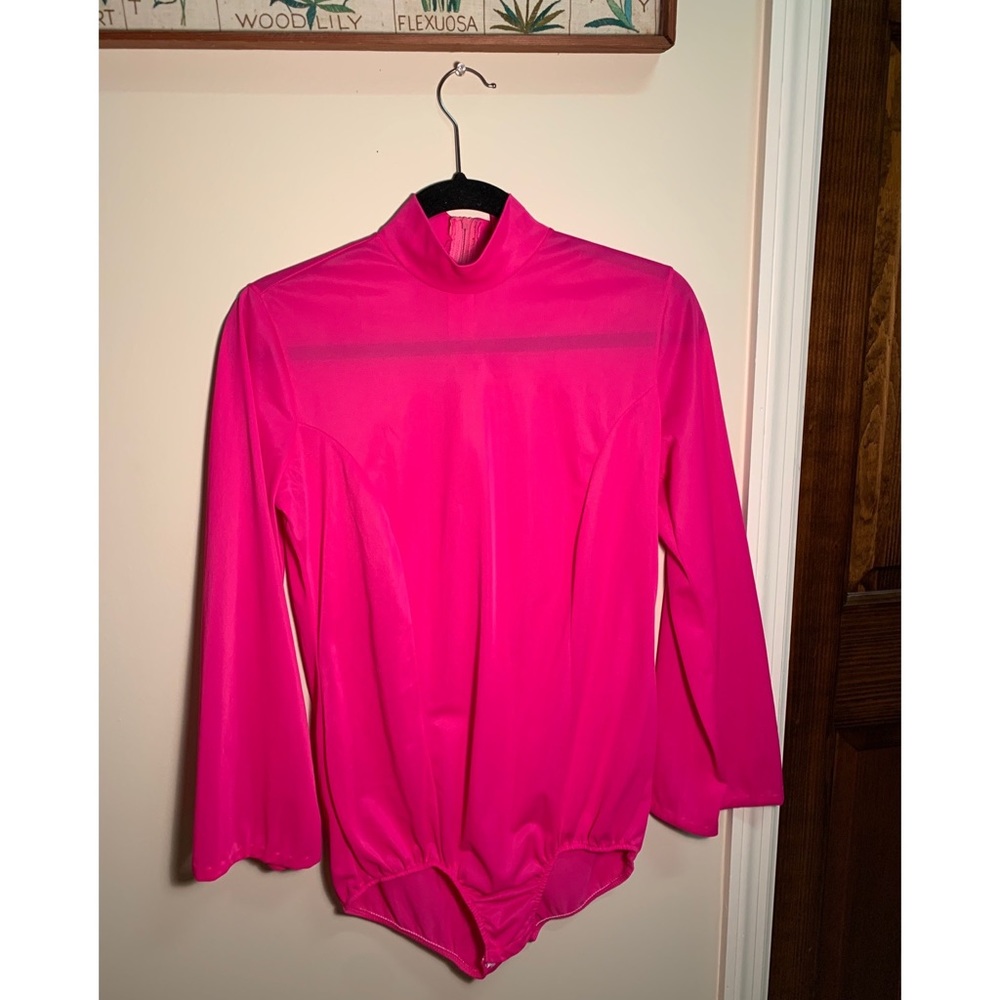 VINTAGE | 1970’s Nylon Magenta Bodysuit